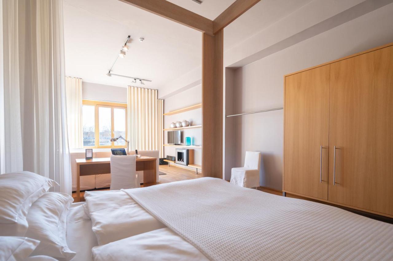 The New Yorker Hotel Koeln-Messe Екстериор снимка