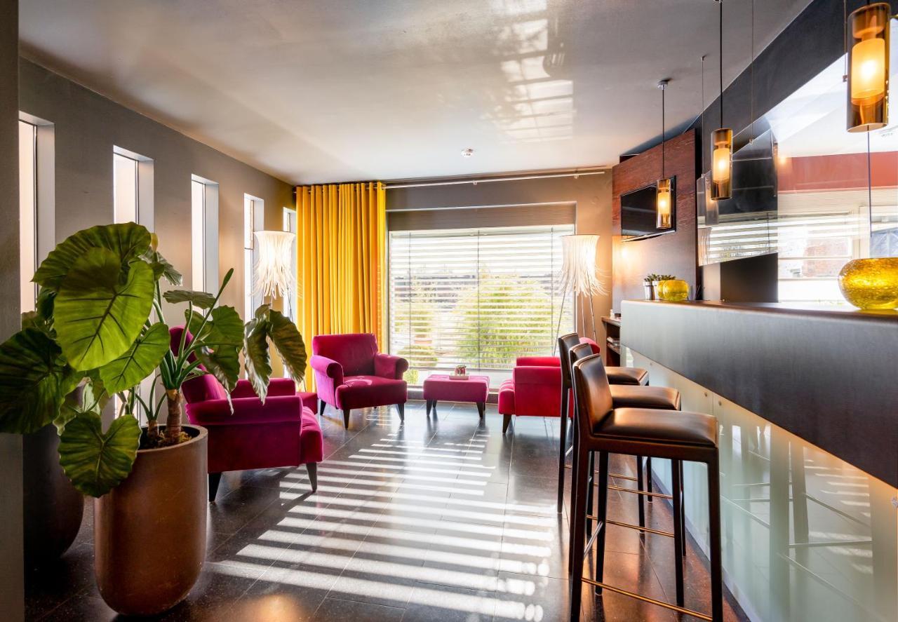 The New Yorker Hotel Koeln-Messe Екстериор снимка